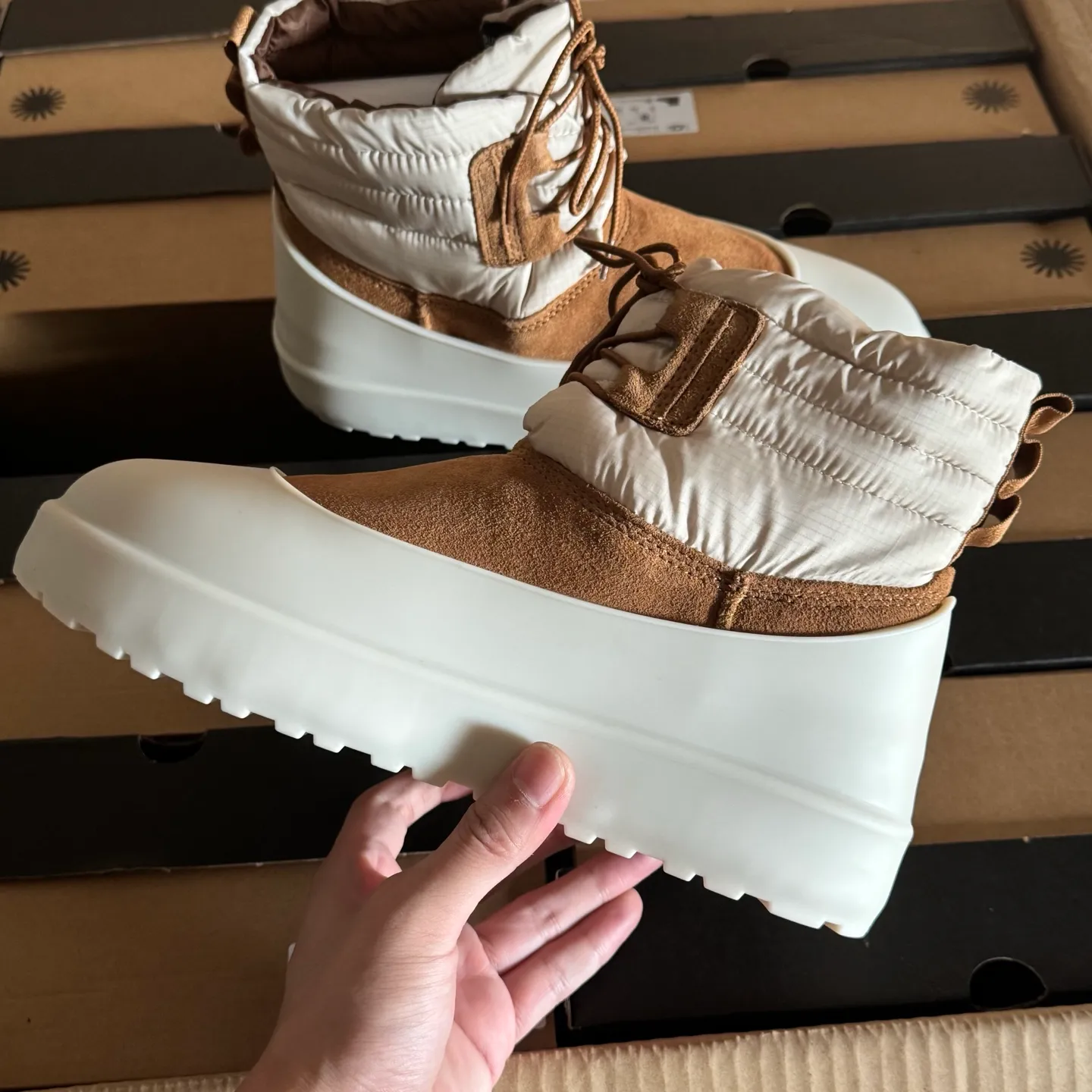 UGG high-end waterproof rain boots arrive, large foreign trade items, local 💰760